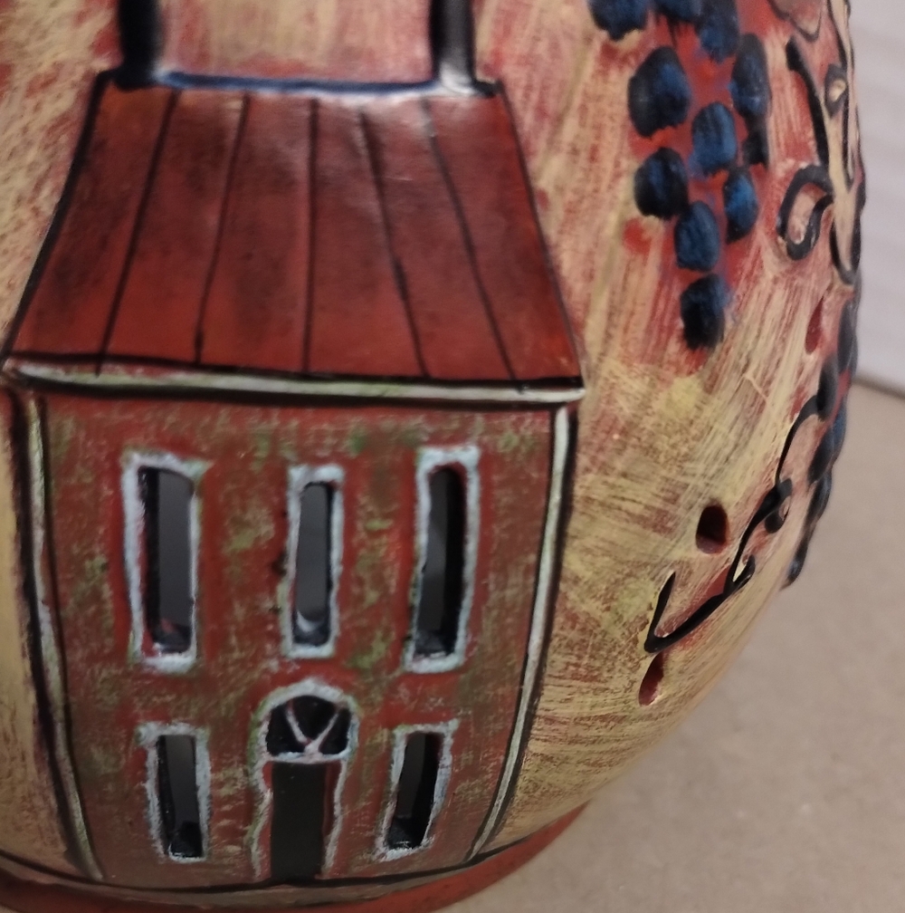 Lang Melting Pot/Wax Warmer  Ceramic Grapevine/House Design - Picture 4 of 10